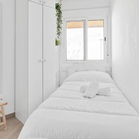 Luis Braille Apt Malaga Ngoại thất bức ảnh